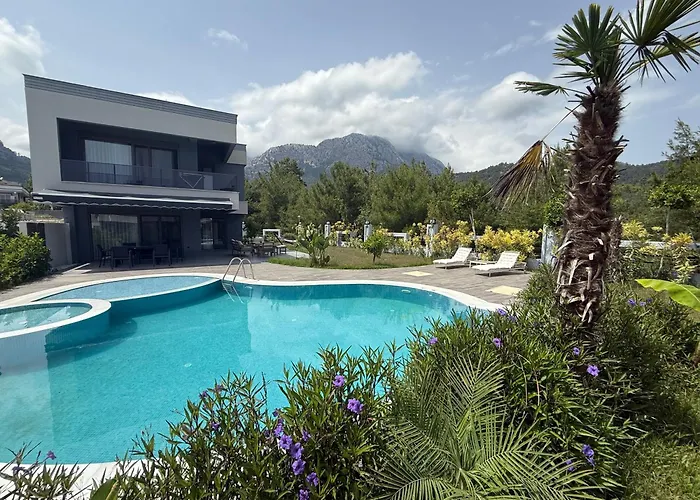 Canyon Villa Goeynuek Kemer Antalya With Pool